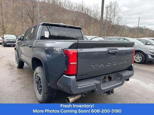 2024 Toyota Tacoma TRD Off-Road