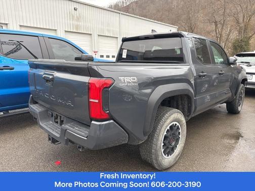 2024 Toyota Tacoma TRD Off-Road
