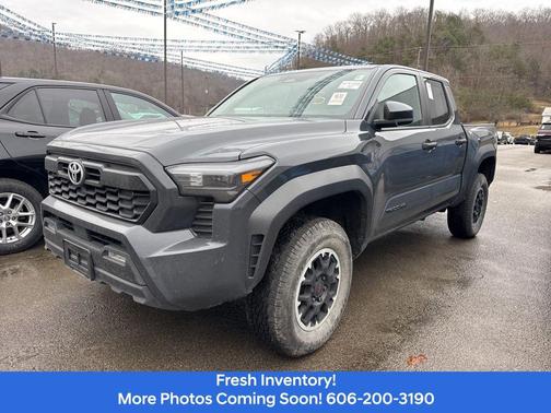 2024 Toyota Tacoma TRD Off-Road