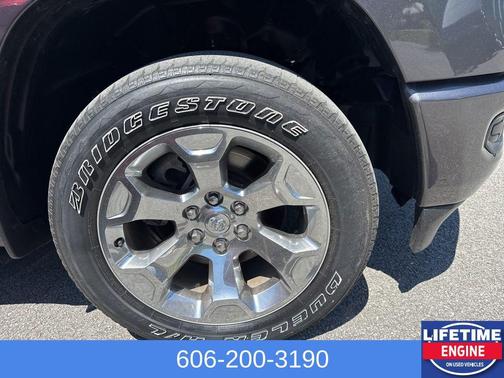 Granite Crystal Metallic Clearcoat 2023 RAM 1500 Big Horn/Lone Star