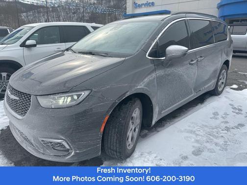 2022 Chrysler Pacifica Limited