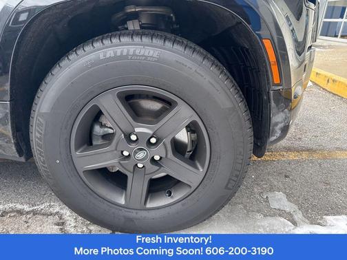 2022 Land Rover Defender 90 S