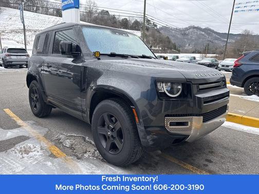 2022 Land Rover Defender 90 S