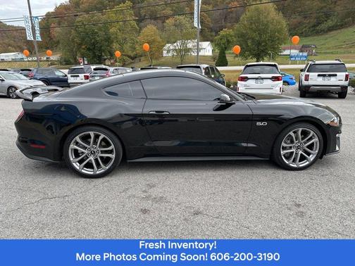 2022 Ford Mustang GT Premium