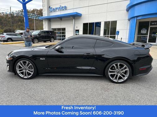 2022 Ford Mustang GT Premium