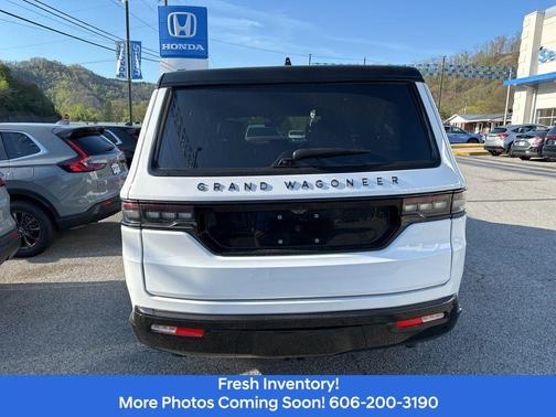 2024 Jeep Grand Wagoneer L Series II 4x4