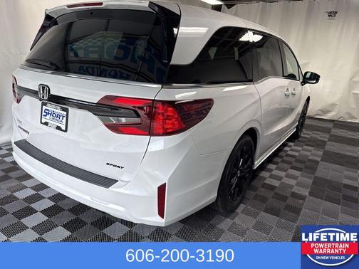 Platinum White Pearl 2026 Honda Odyssey Sport-L