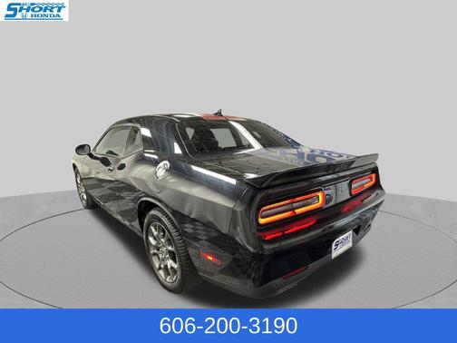 Pitch Black Clearcoat 2017 Dodge Challenger GT