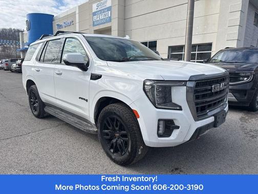 2023 GMC Yukon 4WD AT4