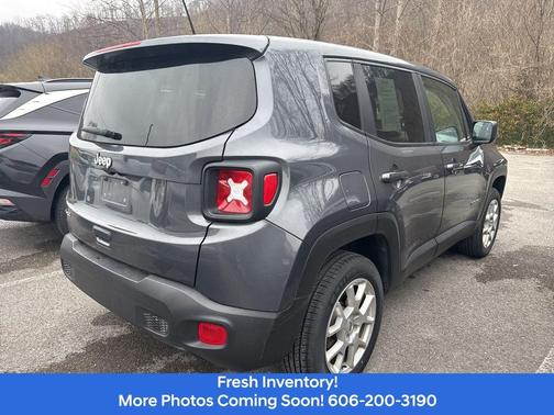 2023 Jeep Renegade Latitude