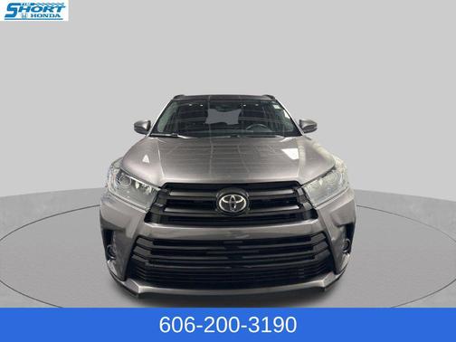 Predawn Gray Mica 2019 Toyota Highlander SE