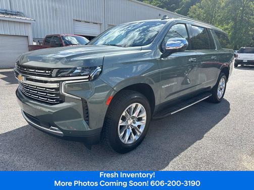 Silver Sage Metallic 2023 Chevrolet Suburban Premier