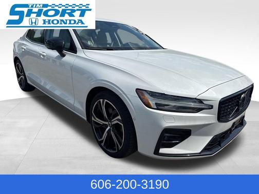 Crystal White Metallic 2024 Volvo S60 B5 Plus Dark Theme