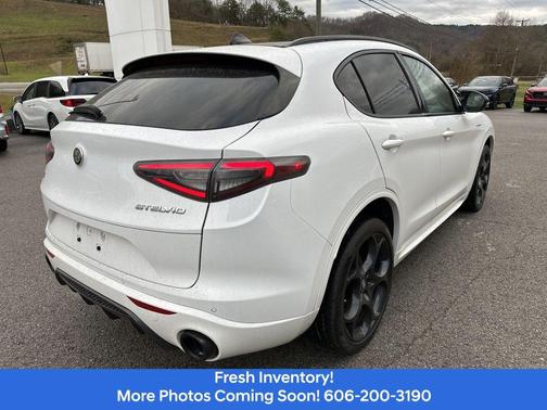 2024 Alfa Romeo Stelvio Veloce