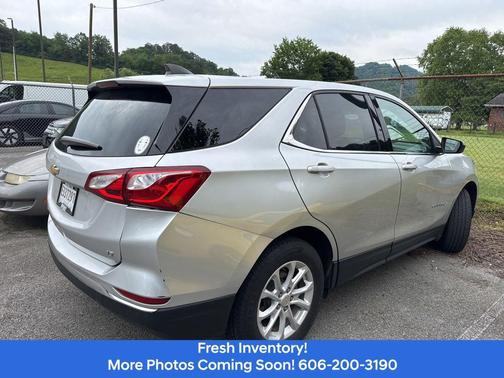 Silver Ice Metallic 2020 Chevrolet Equinox 1LT