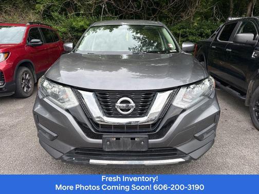 Gun Metallic 2017 Nissan Rogue S