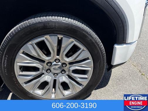 White Frost Tricoat 2021 GMC Sierra 1500 Denali