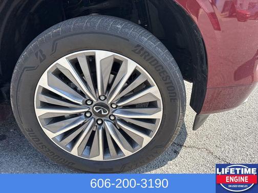 2025 INFINITI QX80 SENSORY AWD