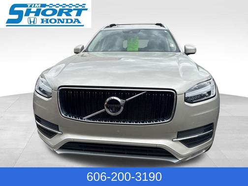 Luminous Sand Metallic 2017 Volvo XC90 T6 Momentum