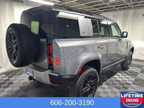 2024 Land Rover Defender 110 P300