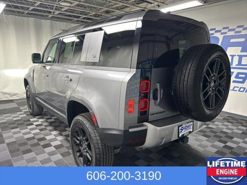 2024 Land Rover Defender 110 P300