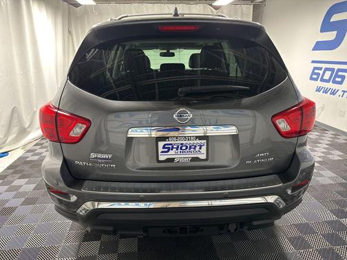 2020 Nissan Pathfinder Platinum 4WD