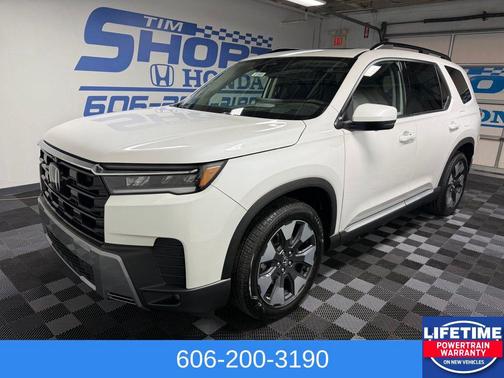 Platinum White Pearl 2026 Honda Pilot Elite