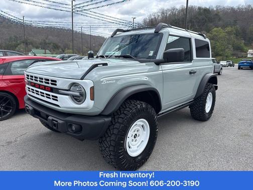 Cactus Gray 2024 Ford Bronco Heritage Edition