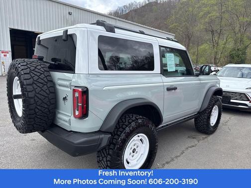 Cactus Gray 2024 Ford Bronco Heritage Edition