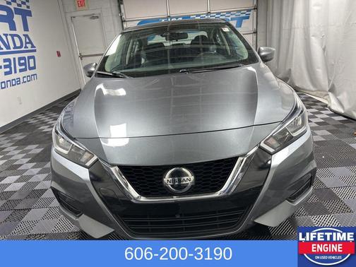 2022 Nissan Versa 1.6 SV