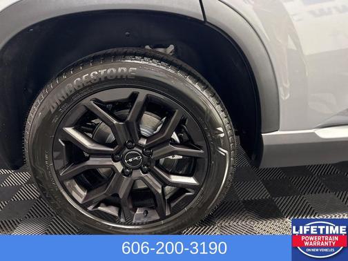 2025 Honda Pilot Touring 8-Passenger