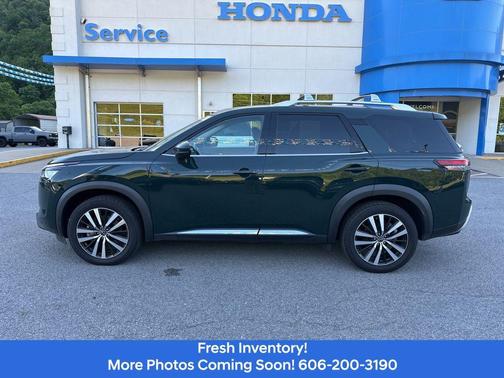 Obsidian Green Pearl 2023 Nissan Pathfinder Platinum 4WD