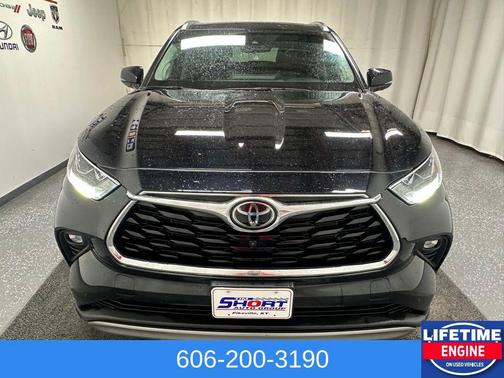 2022 Toyota Highlander Platinum