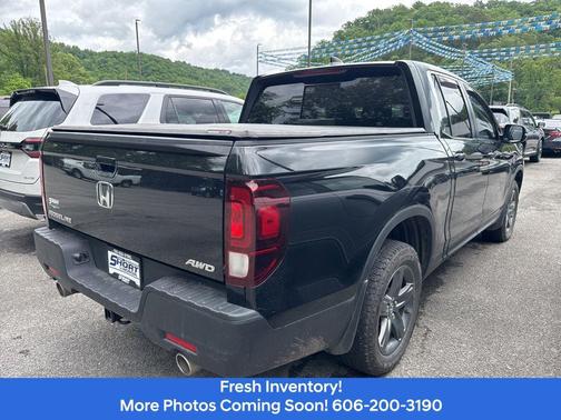 Crystal Black Pearl 2023 Honda Ridgeline RTL