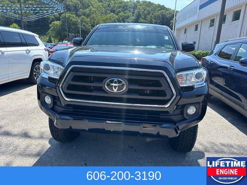 Midnight Black Metallic 2022 Toyota Tacoma SR5