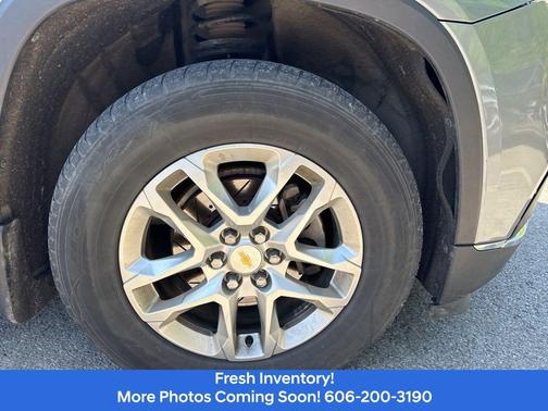 Satin Steel Metallic 2019 Chevrolet Traverse LT Cloth