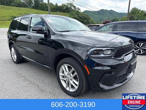 DB Black Crystal Clearcoat 2026 Dodge Durango GT Plus