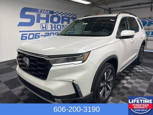 2025 Honda Pilot Touring 8-Passenger