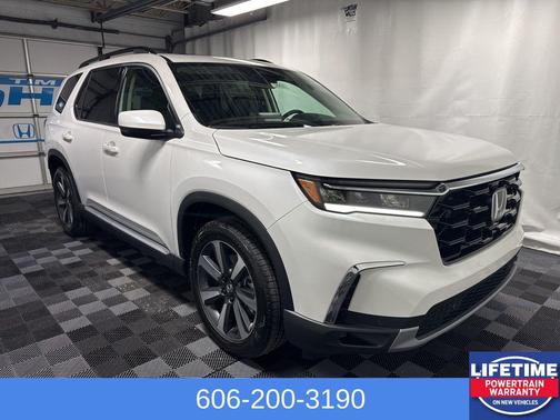 2025 Honda Pilot Touring 8-Passenger