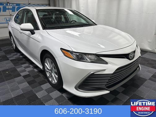 2024 Toyota Camry LE