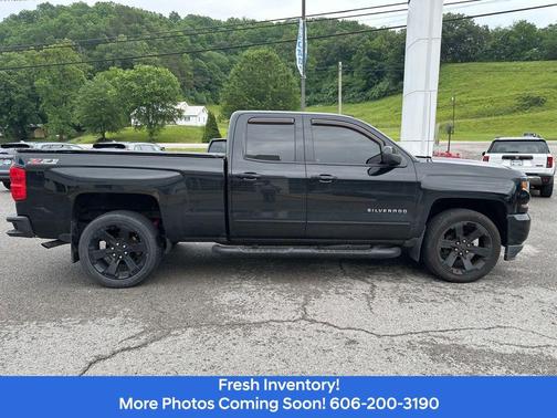 Black 2017 Chevrolet Silverado 1500 2LT