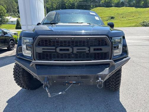 Shadow Black 2018 Ford F-150 Raptor