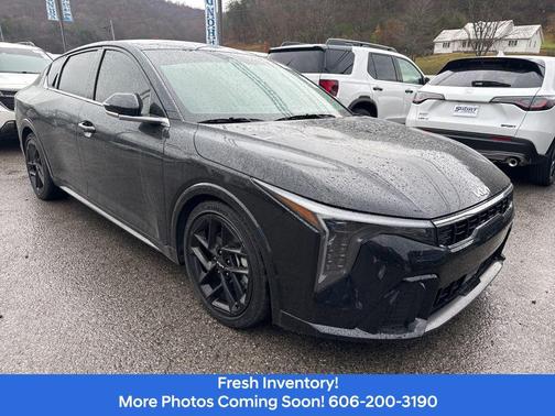 2025 Kia K4 GT-Line Turbo