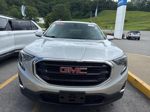 Quicksilver Metallic 2019 GMC Terrain SLE