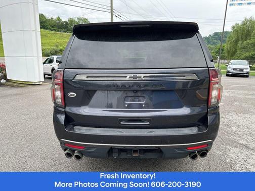 Dark Ash Metallic 2022 Chevrolet Suburban 4WD Z71