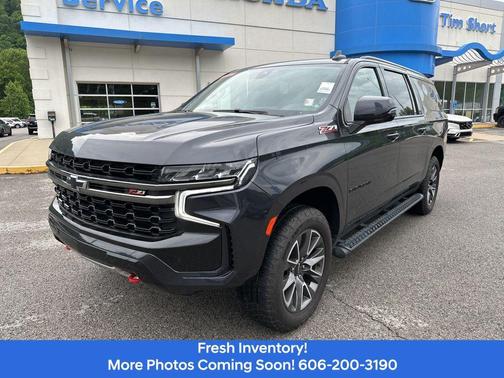 Dark Ash Metallic 2022 Chevrolet Suburban 4WD Z71