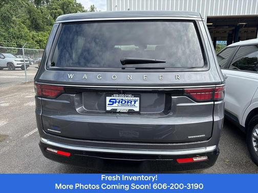 2023 Jeep Wagoneer Series III 4x4