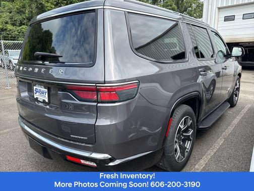 2023 Jeep Wagoneer Series III 4x4