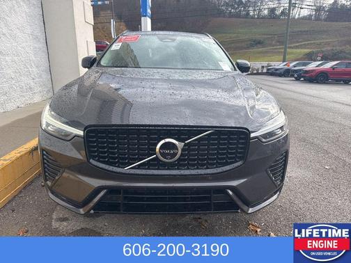 2025 Volvo XC60 B5 Plus