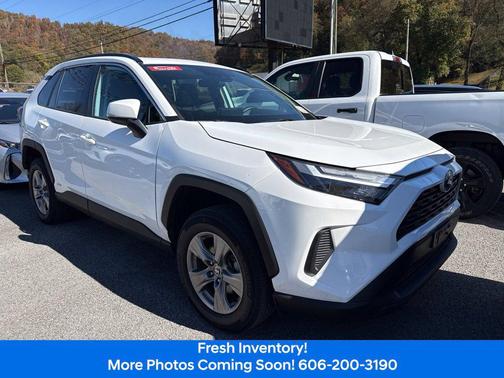 Ice 2024 Toyota RAV4 Hybrid XLE